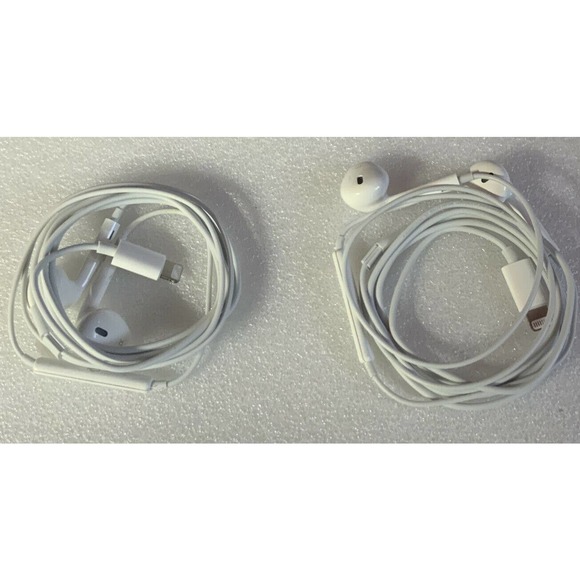 Apple - EarPods™ with 3.5mm Plug - White - Picture 1 of 3